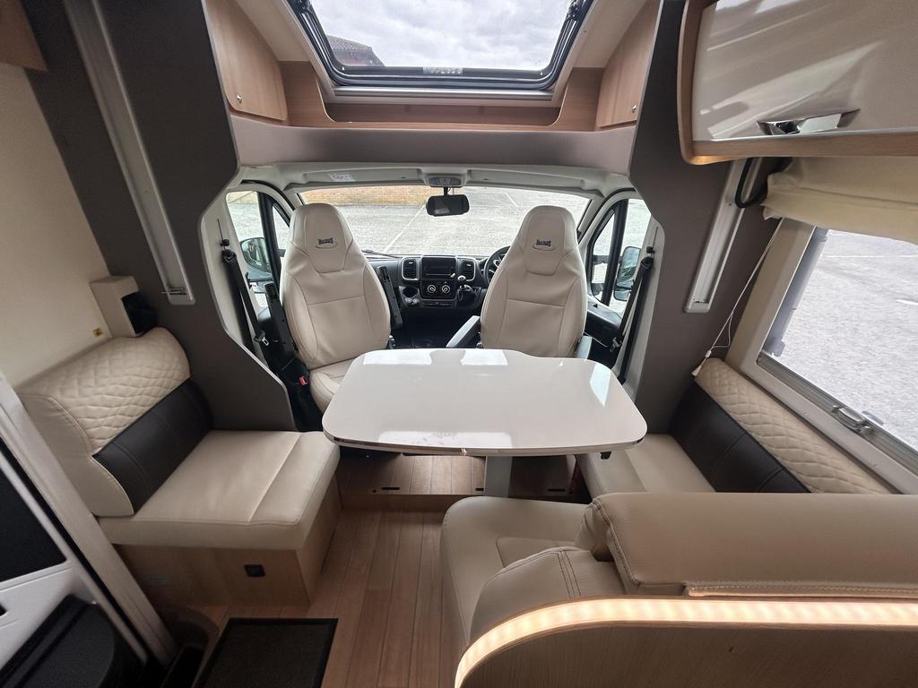 db9bdbf064d74ad1918a643ed89b9144.jpg